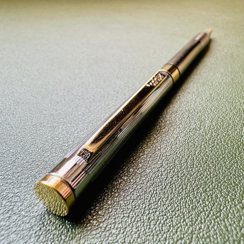 Zippo metal pen silver with gold details