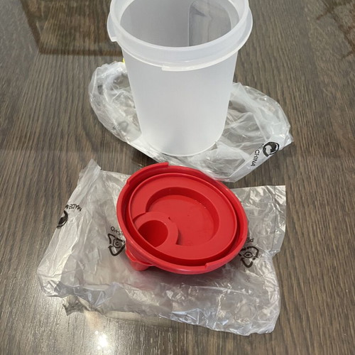 Tupperware Roi Small New Color Red 440ml