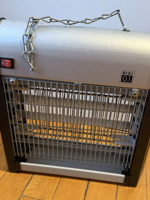 Electric Insect Killer like new