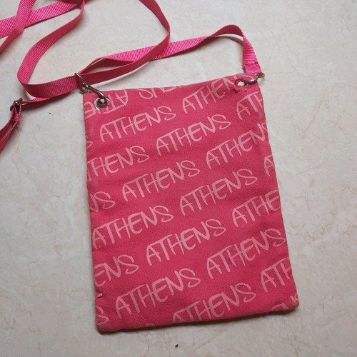 Robin Ruth pink crossbody bag used