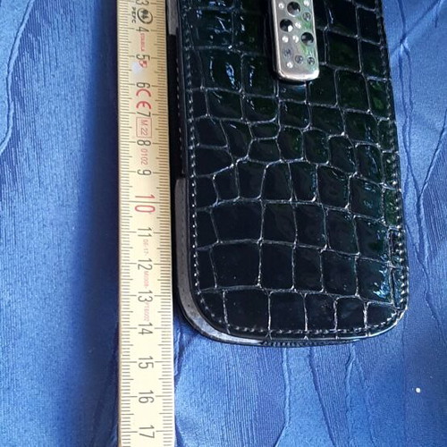Phone case with Swarovski crystals like new