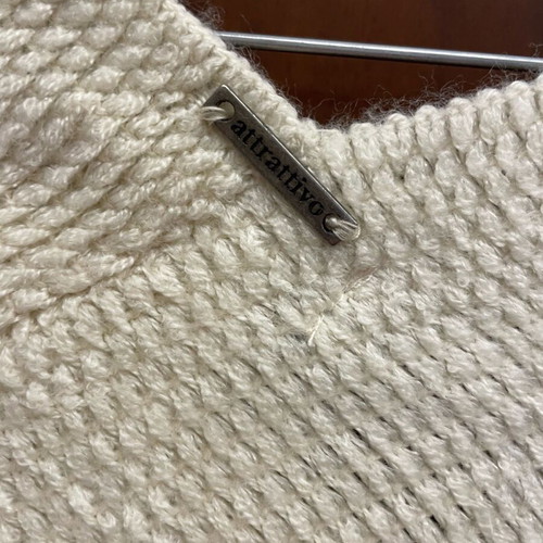 Attrattivo poncho ecru like new, one size