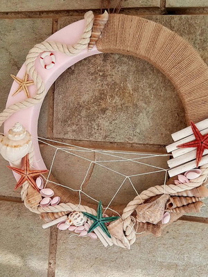 Handmade summer decorative wreath like new