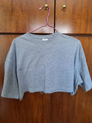 Crop top H&M grey, size L, like new, oversized