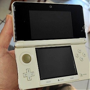 Nintendo 3DS λευκό, πλήρως λειτουργικό, μαζι με γνήσιο φορτιστή και πενάκι, δεκτός έλεγχος