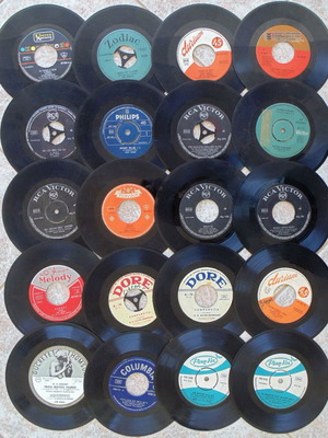 Vinyl 45 RPM record collection used, 19 pop/rock vintage hits