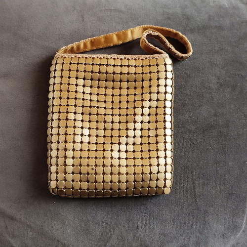 Skondras evening mesh metal handbag used, gold color