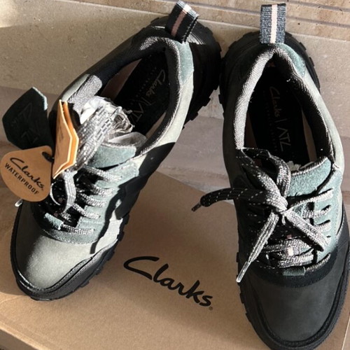 Clarks 38 Waterproof Athletic Shoes New Black Genuine Nubuck Leather