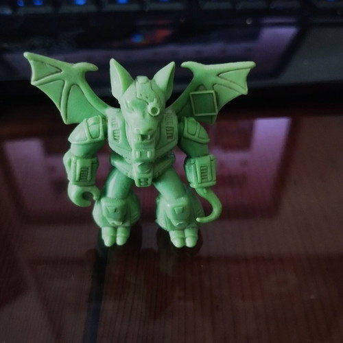 Teratomachos green bat figure used