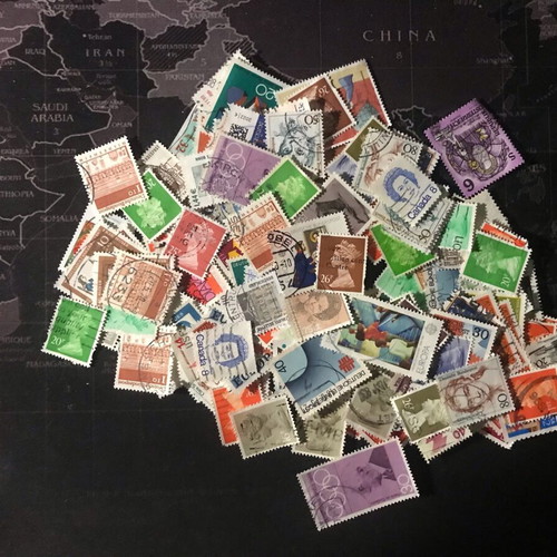 Stamps used, pack of 204 pieces