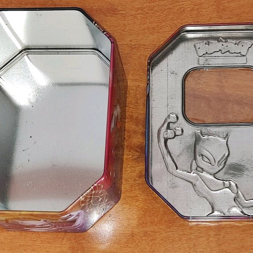 Pokemon tins like new from black & white set Mewtwo and Darkrai