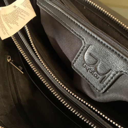 Byblos bag quilted double chain like new