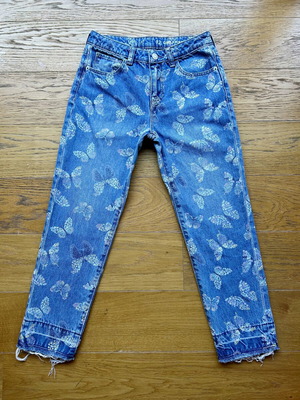 GAP butterfly-print Girlfriend jeans Y2K style σαν καινούργιο, μέγεθος 12-13 ετών