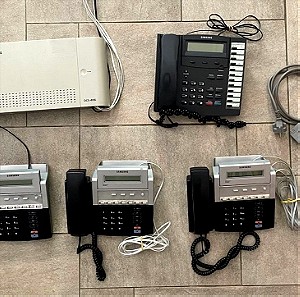 Τηλεφωνικό κέντρο Samsung DCS-408i με τεσσερα τηλέφωνα.