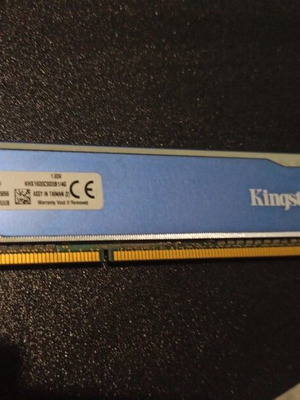 HyperX Kingston RAM 4G σε άριστη κατάσταση