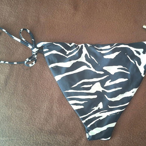 Bikini bottom zebra print, size Large
