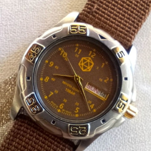Citizen wristwatch DnD D20 logo like new, gold and silver