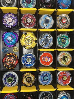 Beyblade Metal Series spinning tops set