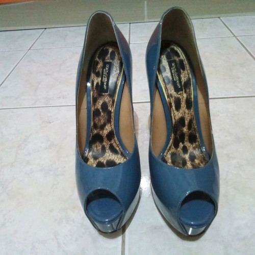 Dolce & Gabbana leather peep-toe pumps size 38½ like new, blue