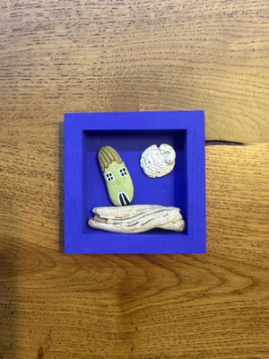 Wooden handmade frame with sea materials 9.8x9.8 new