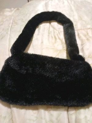 Fur handbag new black