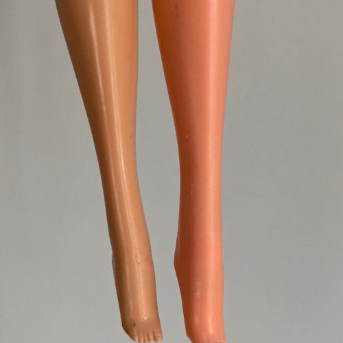 Vintage 1978 Kissing Barbie doll by Mattel used
