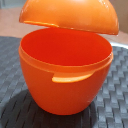 Tupperware apple containers new, pack of 2