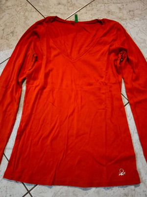 Benetton μπλούζα μακρυμάνικη κόκκινη σε μέγεθος medium, σαν καινούργια