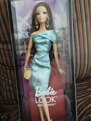 Barbie The Look Red Carpet collector doll new
