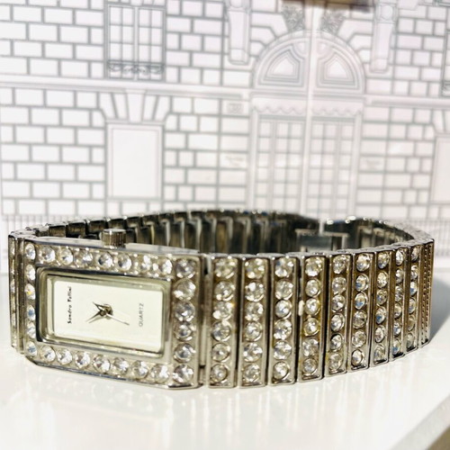 Women's watch with stones Quartz new, silver