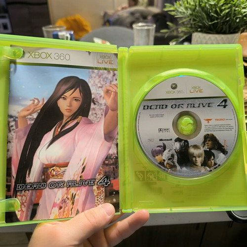 Dead or Alive 4 Xbox 360 used fighting game
