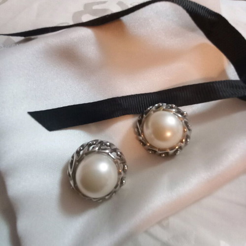 Vintage earrings used