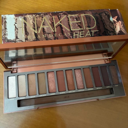 Urban Decay Heat eyeshadow palette used