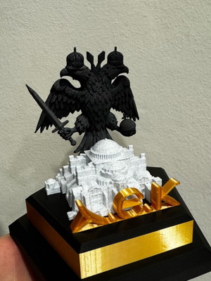 AEK statue like new with NFC base collectible