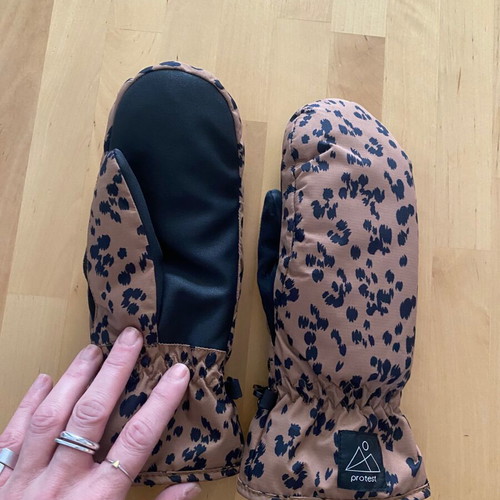 Protest ski-snowboard gloves like new