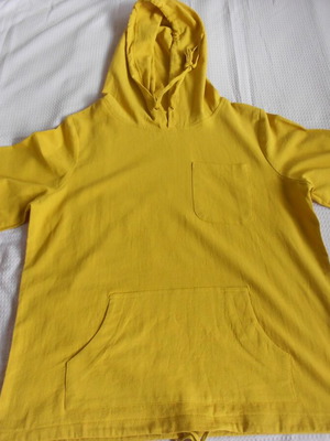 Women's shirt yellow large with hood and pocket new