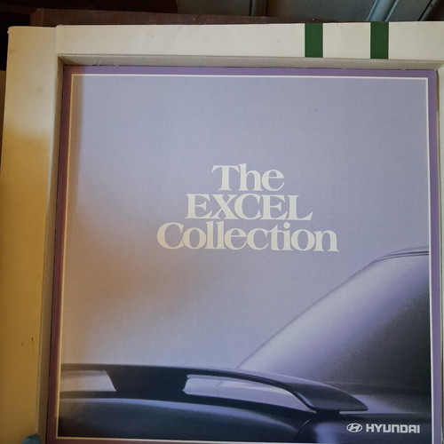 Hyundai The Best Seller Collection box set with 4 LP vinyl records like new