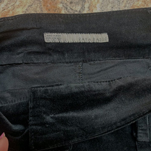 Zara velvet skirt like new, black, size L
