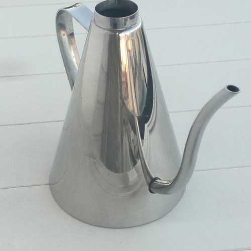 Stainless steel oil container like new