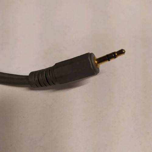 Cable 3 meters length like new