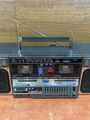 Sharp GF-800Z (D) Stereo Cassette Boombox used