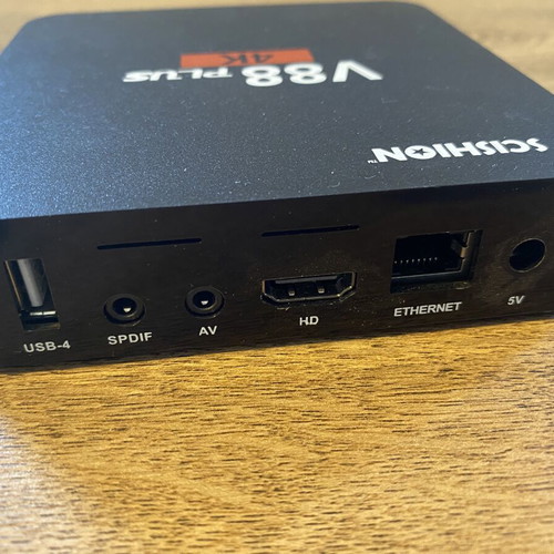 Scishion V88 Plus 4K Android TV Box like new, 2GB RAM, Android 6.0.1