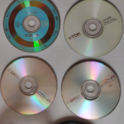 Set of 7 blank CDs and 1 bonus CD like new with case