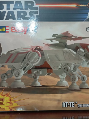 Revell Star Wars AT-TE collectible new