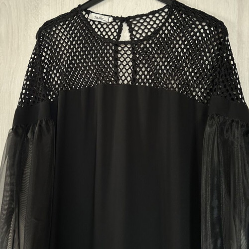 Toi&Moi black dress with transparent sleeves like new, size medium