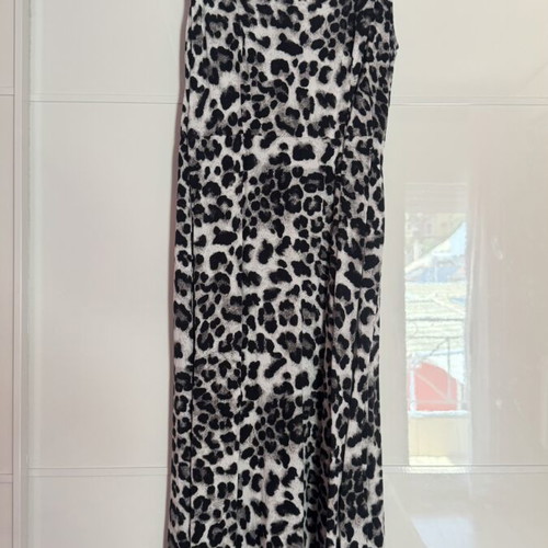Vero Moda dress new, black and white, size S