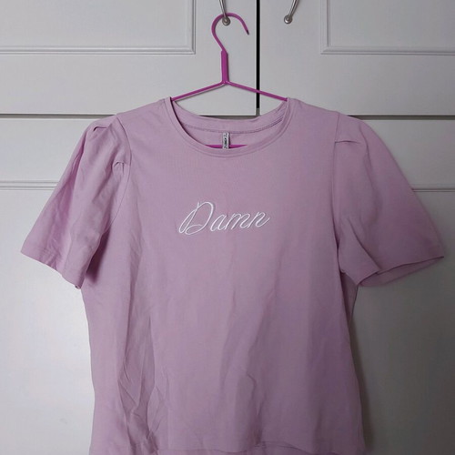 Only short t-shirt like new, lilac, XL with pleated sleeves