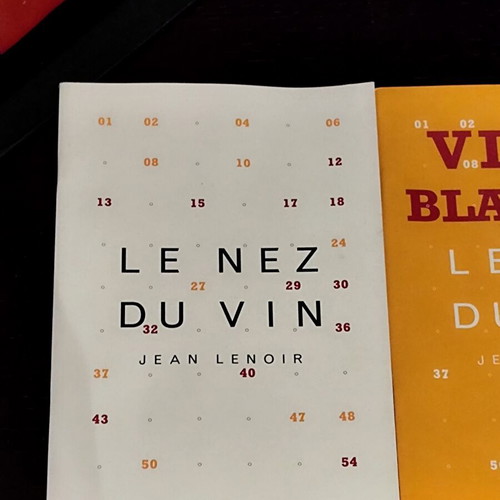 Le Nez du Vin Duo 24 wine aroma training set like new