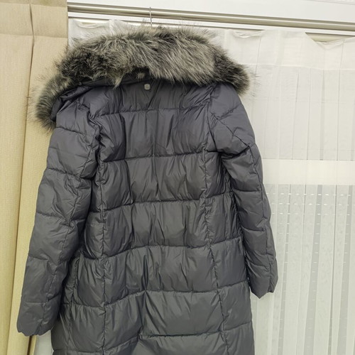 BSB Long Women's Coat like new, size 40, dark gray with removable fur