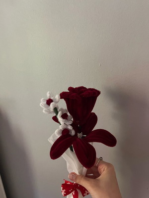 Handmade flowers new, rose, lily, mini daisies